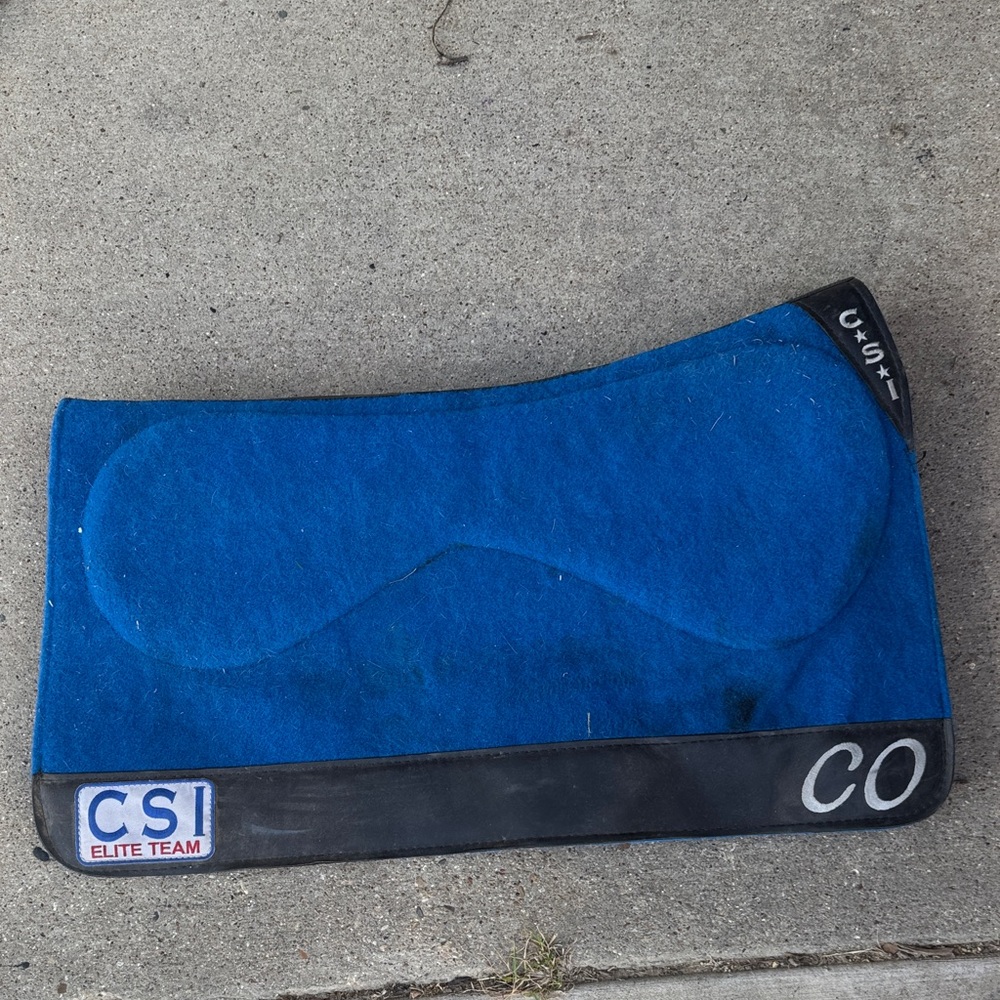 Blue CSI saddle pad
